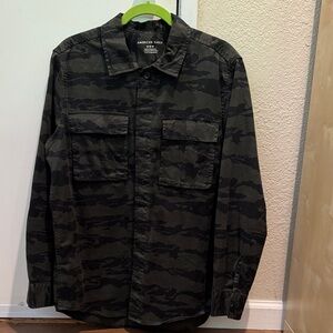 American Eagle Outfitters Men's Camouflage Shirt Jacket - Black